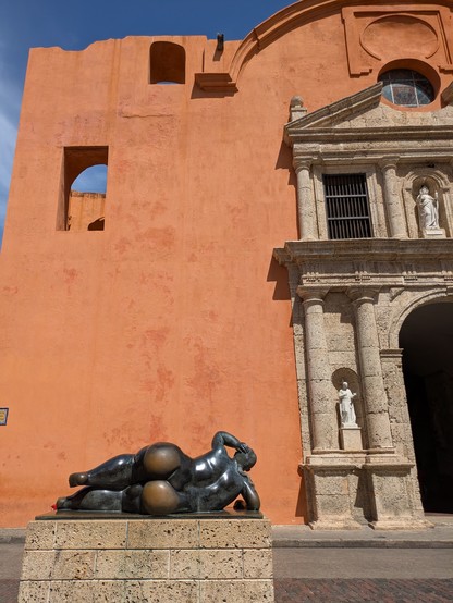 A Botero sculpture in Cartagena. Gertrude. In front of The Church of Santo Domingo.