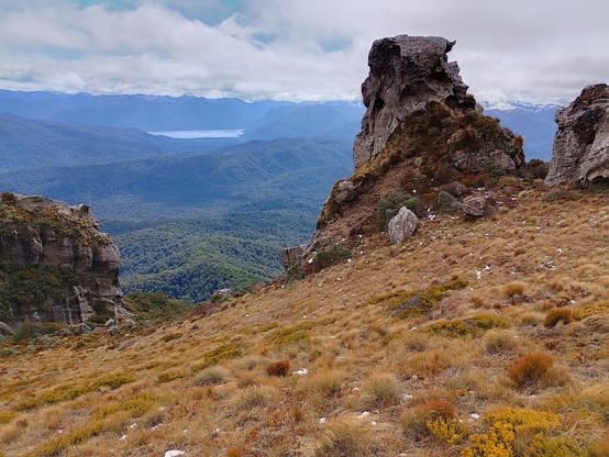 Looking further west into Fiordland National Park and Lake Poteriteri.
