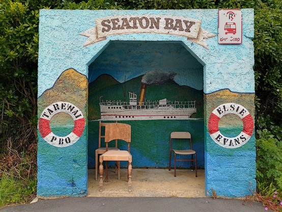 Cute little bus shelter on the coastal road to Portabello.