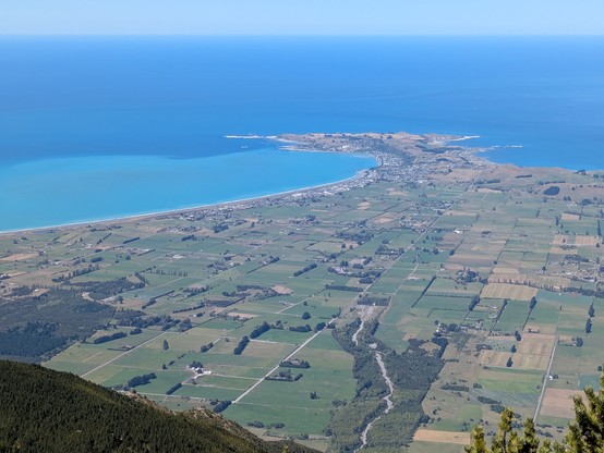 Kaikōura Peninsula from the summit of Mt Fyffe. 1602m high and 8.8km walk each way.